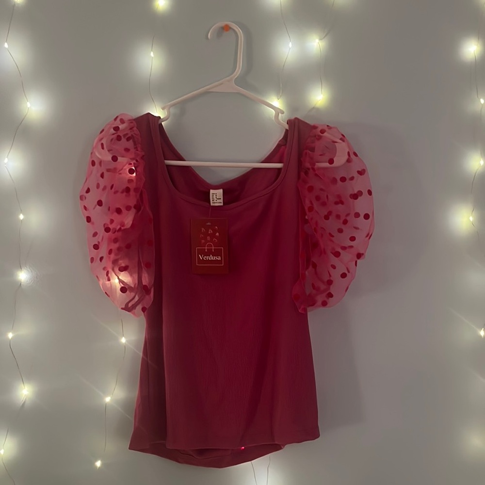 Pink Dotted Puffersleeve Blouse